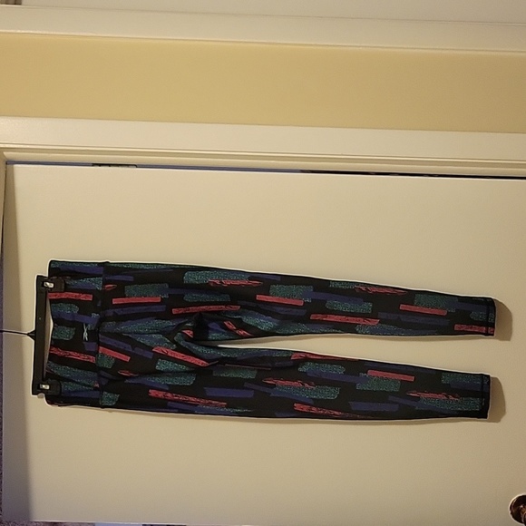 NWT: Reebok Womens High Rise Training Tights - Picture 3 of 8